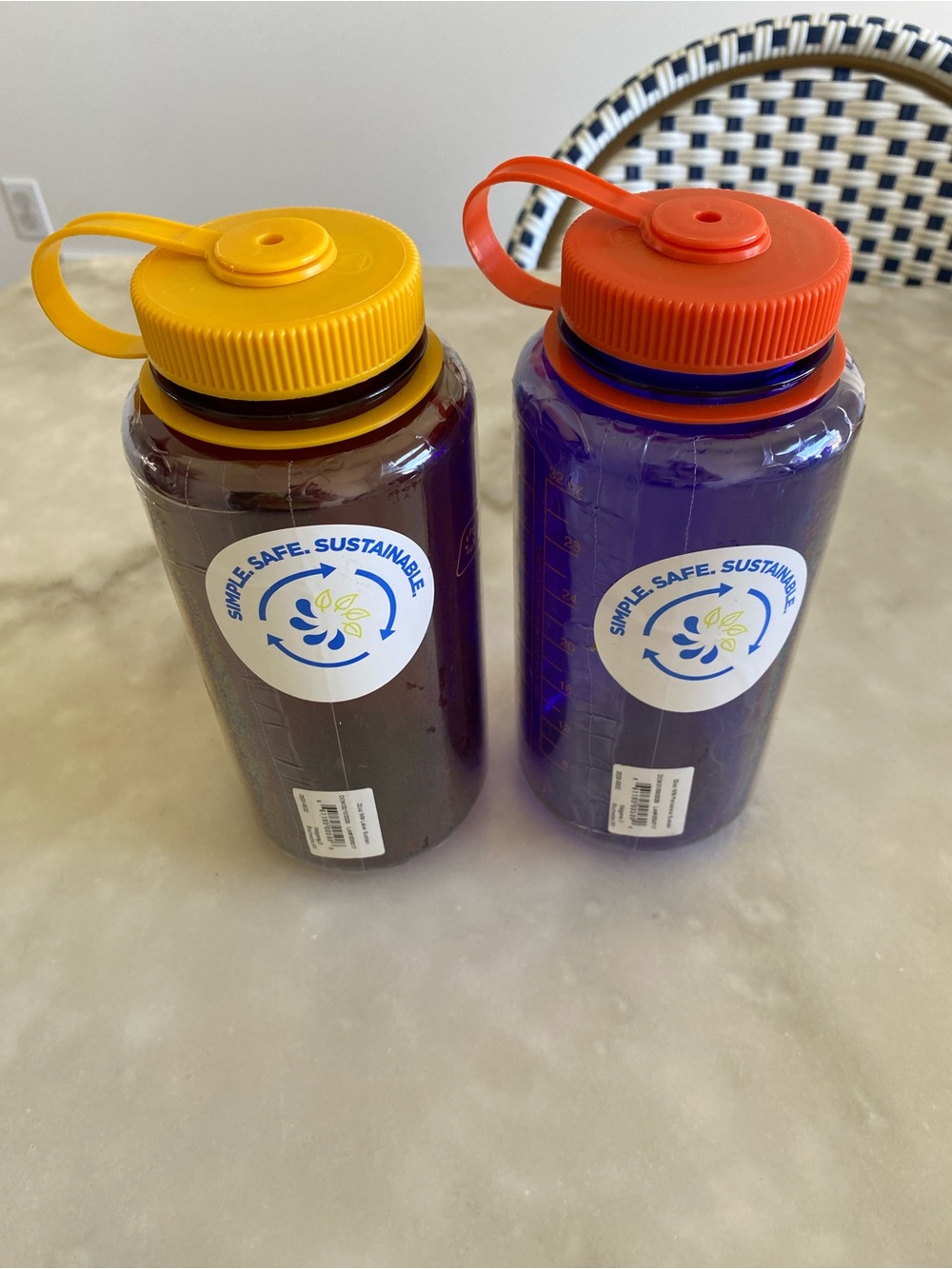 New! Set of 2 Nalgene water bottles 32 oz wide mouth